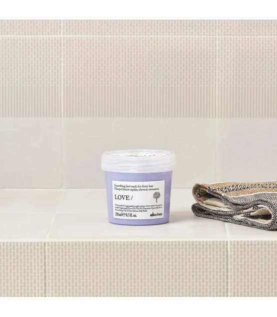 Davines LOVE SMOOTHING Mask 250ml  | Celini.nl